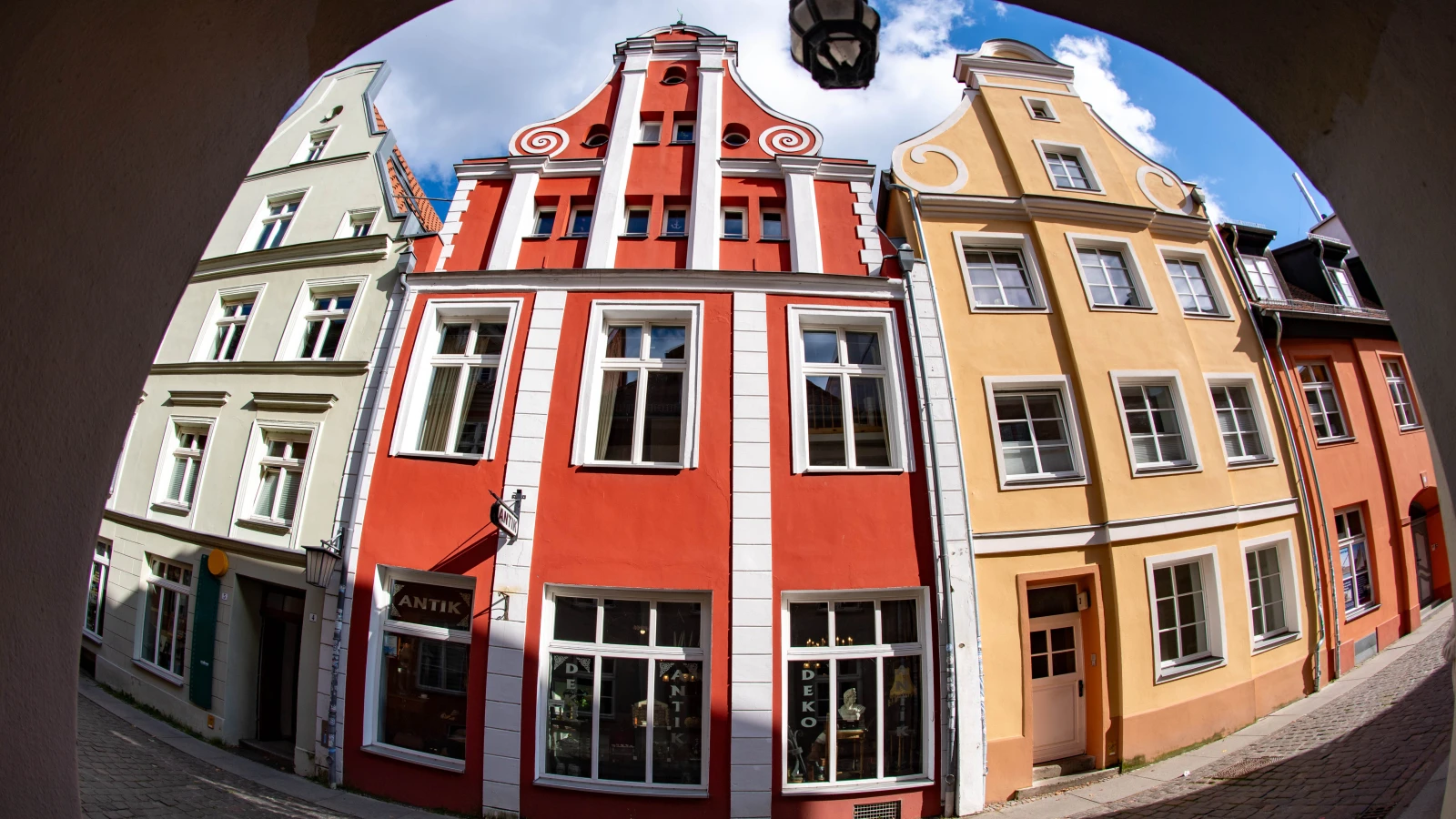 Heidelberg’de Yatak Vergisi: Turistler Katkı Sağlayacak, © Stefan Sauer/dpa Heidelberg’de Yatak Vergisi: Turistler Katkı Sağlayacak, © Stefan Sauer/dpa