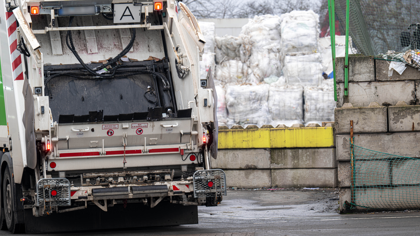 Bremen’de çöpte ölü bulunan bebek: Polis anneye ulaşmak için kampanya başlattı, © Sina Schuldt/dpa