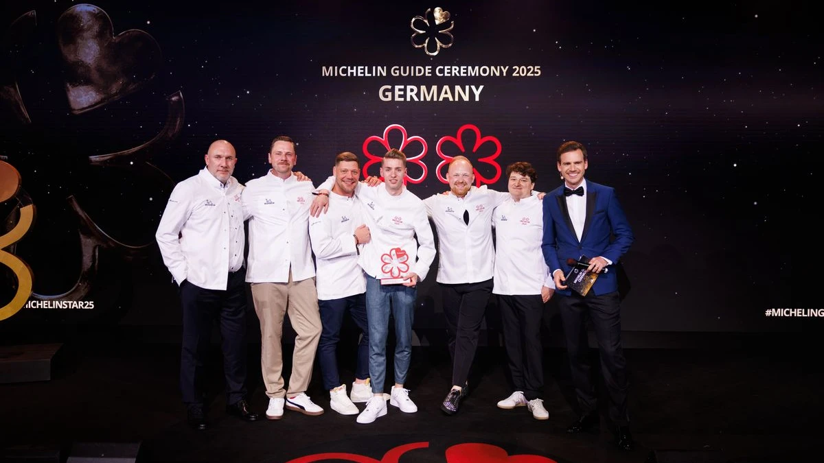 Michelin Yıldızları Açıklandı: İki Restorana Ödül, © Lando Hass/dpa Michelin Yıldızları Açıklandı: İki Restorana Ödül, © Lando Hass/dpa