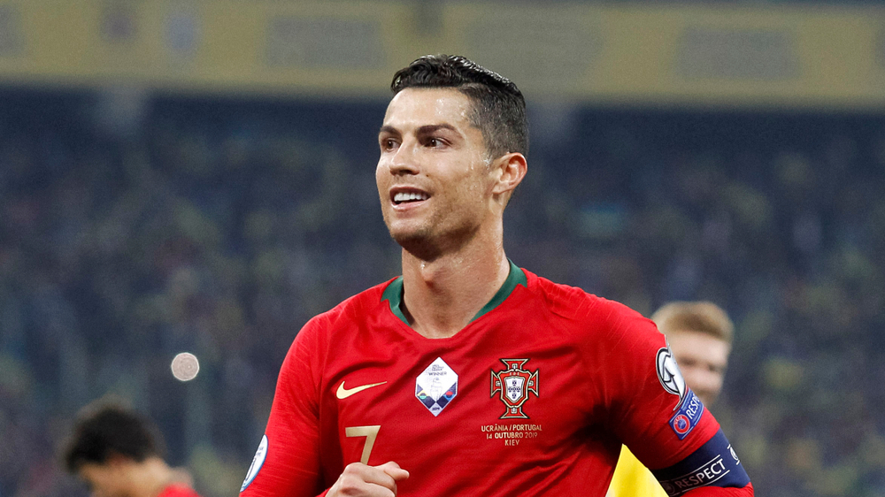  Cristiano Ronaldo Sosyal Medyada 1 Milyar Takipçiye Ulaşan İlk İnsan Oldu, © shutterstock