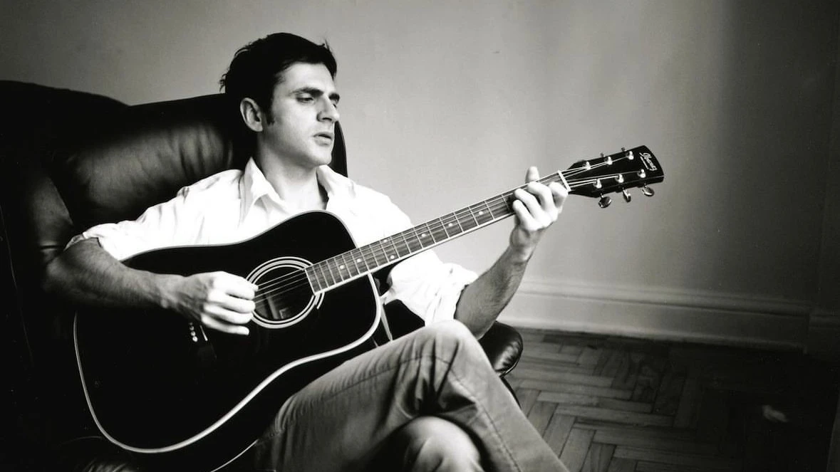 Teoman'ın İkonik Gitarı 466 Bin TL'ye Satıldı! , © Fotograf sanatçının resmi instagram sayfasından alınmıştır. Teoman'ın İkonik Gitarı 466 Bin TL'ye Satıldı! , © Fotograf sanatçının resmi instagram sayfasından alınmıştır.