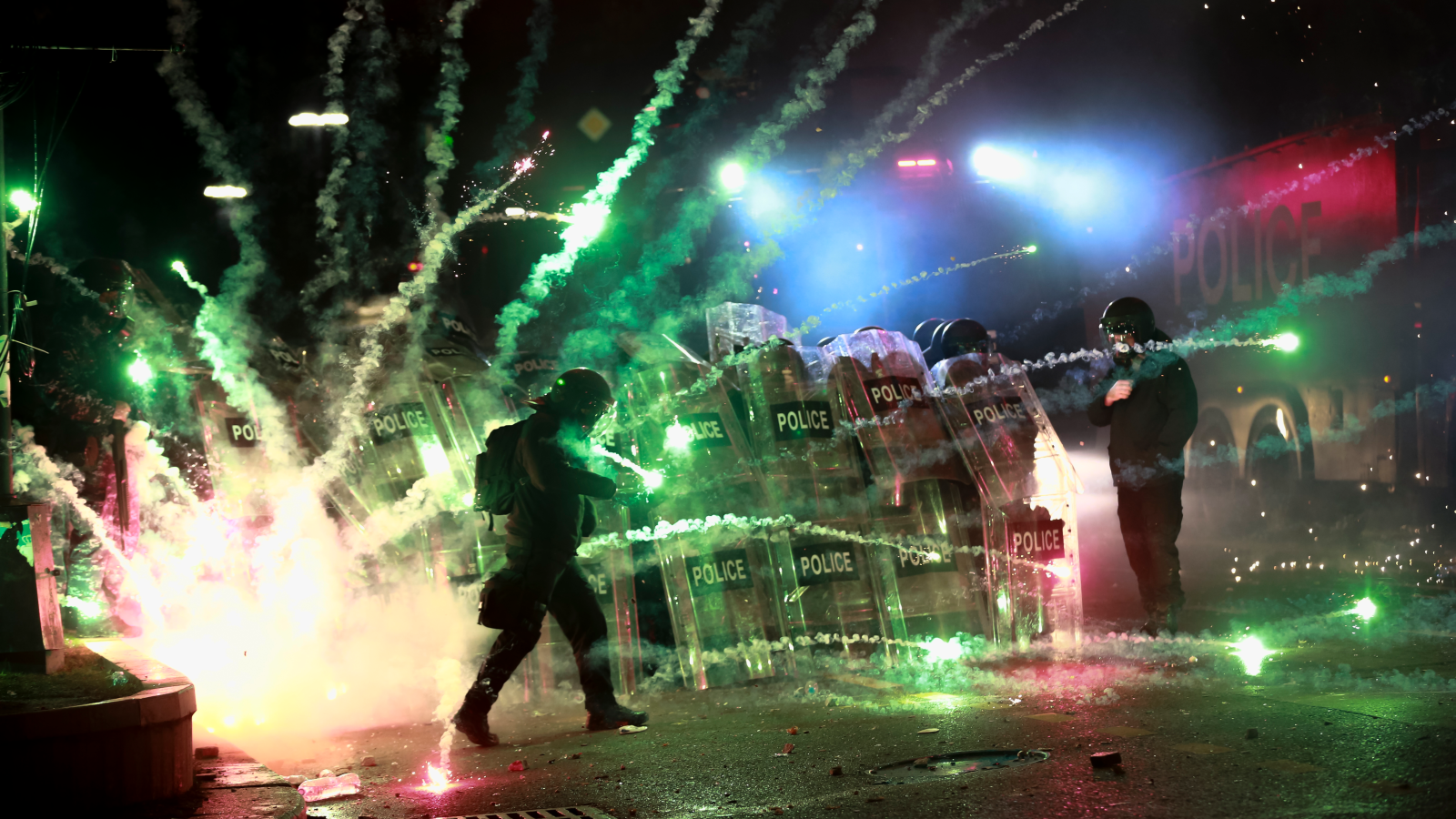 Polise Saldırılarda Artış Yaşanıyor!, © dpa