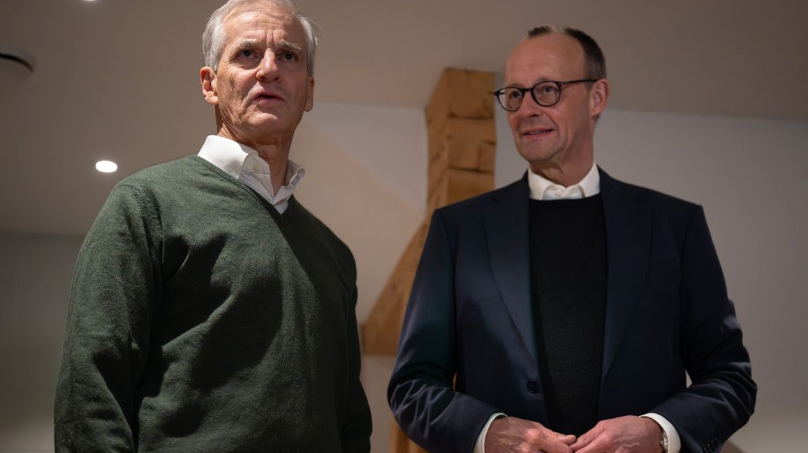 Merz Norveç’te: Savunma ve Uzay İşbirliği Gündemde!, © Soeren Stache/dpa