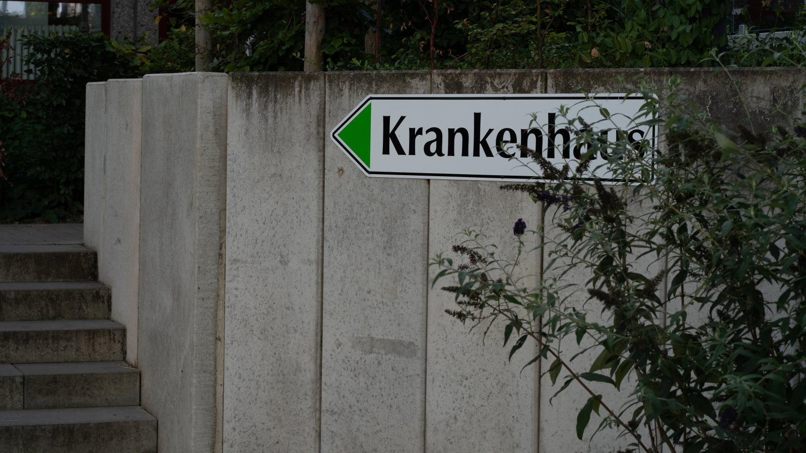 NRW Hastane Reformu İçin 823 Milyon Euroluk Destek Dağıtıldı, © shutterstock