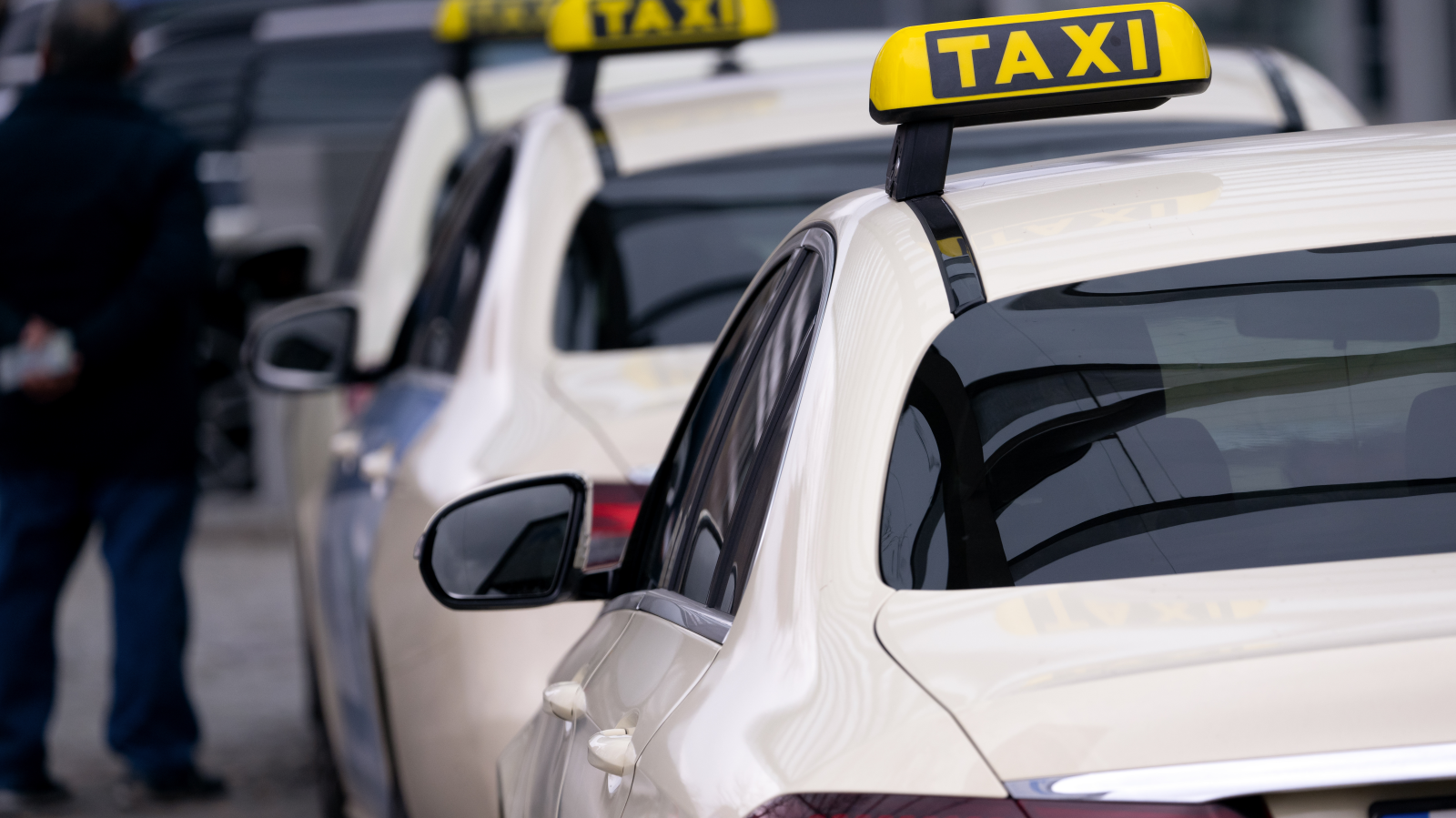 Sabit fiyat ile Taksi yolculuğu mümkün!, © dpa