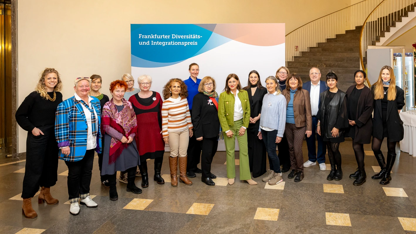Rollstuhlbasketball, Grow Together ve Omas gegen Rechts Ödüllendirildi, © Stadt Frankfurt am Main, Foto: Katarina Ivansevic Rollstuhlbasketball, Grow Together ve Omas gegen Rechts Ödüllendirildi, © Stadt Frankfurt am Main, Foto: Katarina Ivansevic