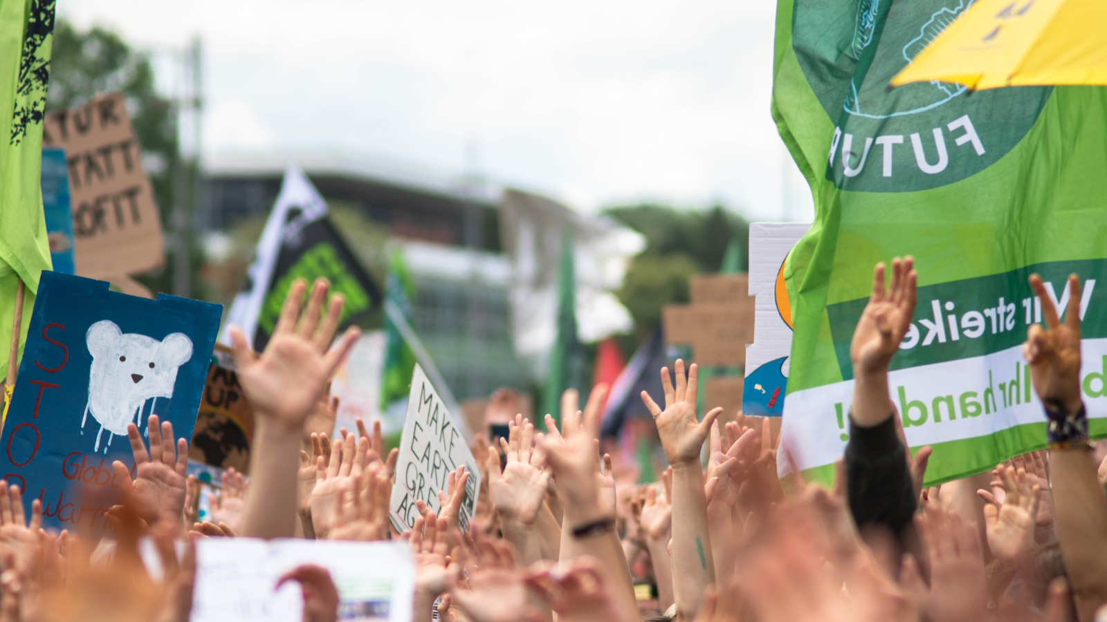 “Fridays for Future” ve Filistin yanlısı yürüyüş: Şehir merkezinde yoğun gün, © shutterstock