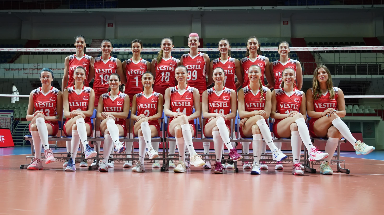 Türkiye’nin Voleybol Kadın Milli Takımı Parkeye Çıkıyor!, © shutterstock Türkiye’nin Voleybol Kadın Milli Takımı Parkeye Çıkıyor!, © shutterstock