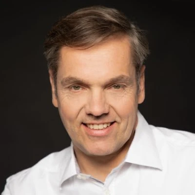 Dr. Matthias Gülzow Dr. Matthias Gülzow