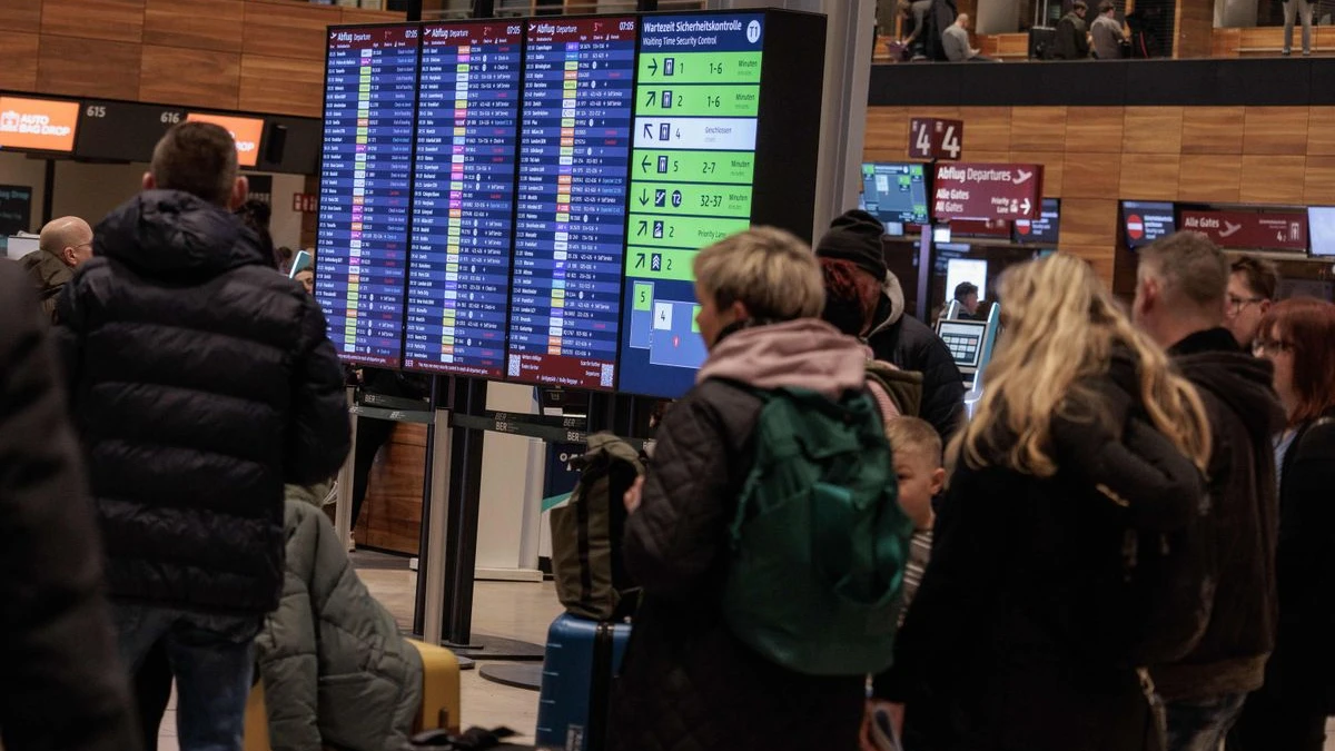 BER’de uçuşlarda aksama bekleniyor!, © Carsten Koall/dpa BER’de uçuşlarda aksama bekleniyor!, © Carsten Koall/dpa