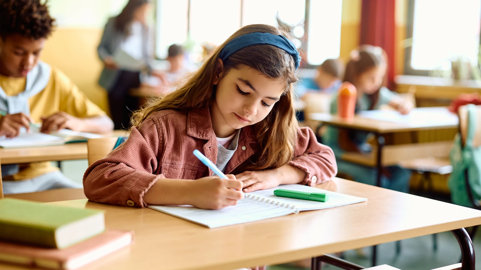 Rheinland-Pfalz: İlkokul Çocuklarına Özel Destek, © shutterstock Rheinland-Pfalz: İlkokul Çocuklarına Özel Destek, © shutterstock