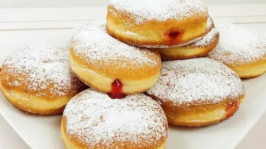 Und dann waren die Berliner plattgedrückt. So ein Pech!, © kochbar.de Und dann waren die Berliner plattgedrückt. So ein Pech!, © kochbar.de