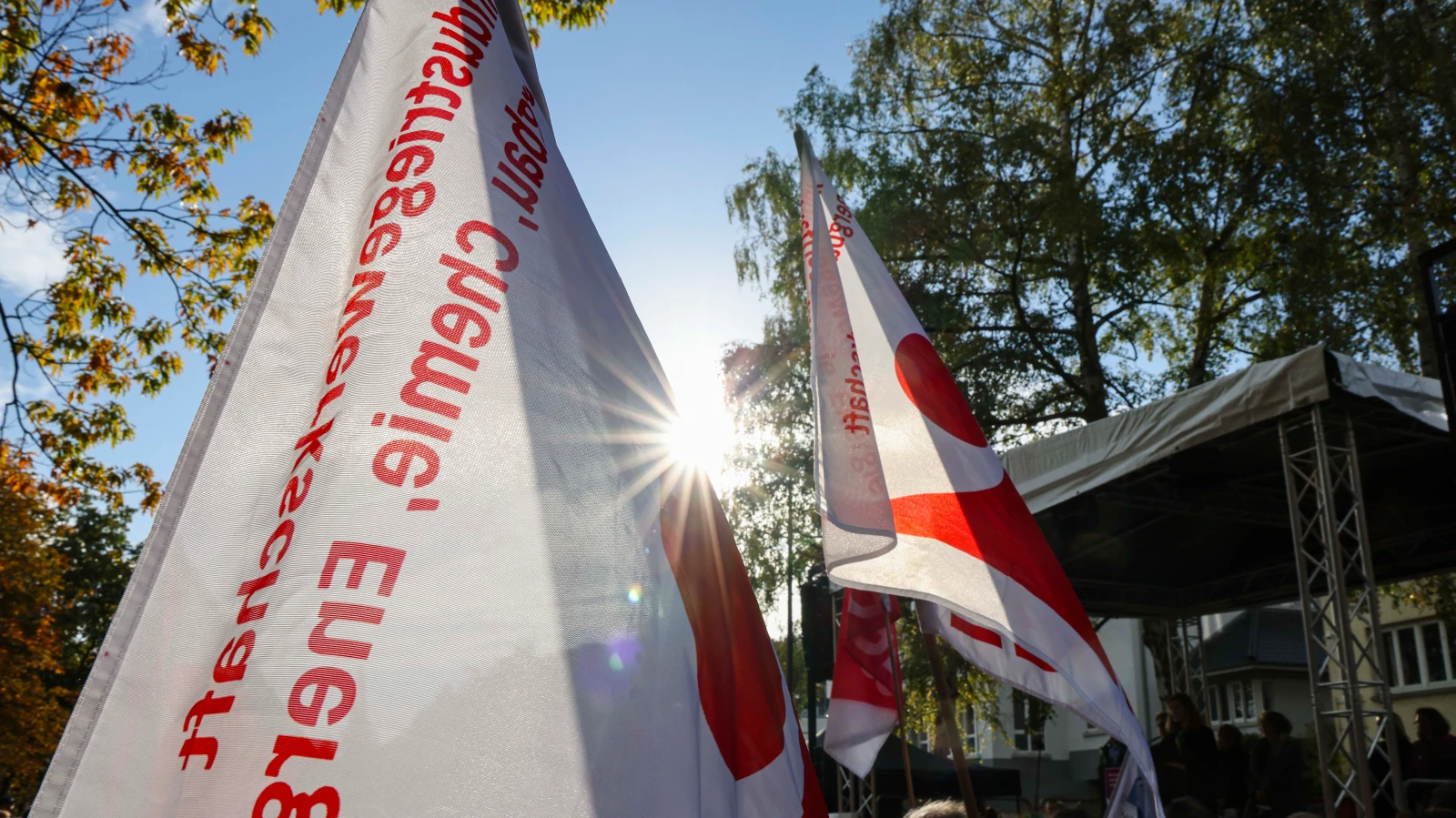 Sosyal Harcama Kesintilerine Tepki Çığ Gibi Büyüyor, © dpa Sosyal Harcama Kesintilerine Tepki Çığ Gibi Büyüyor, © dpa