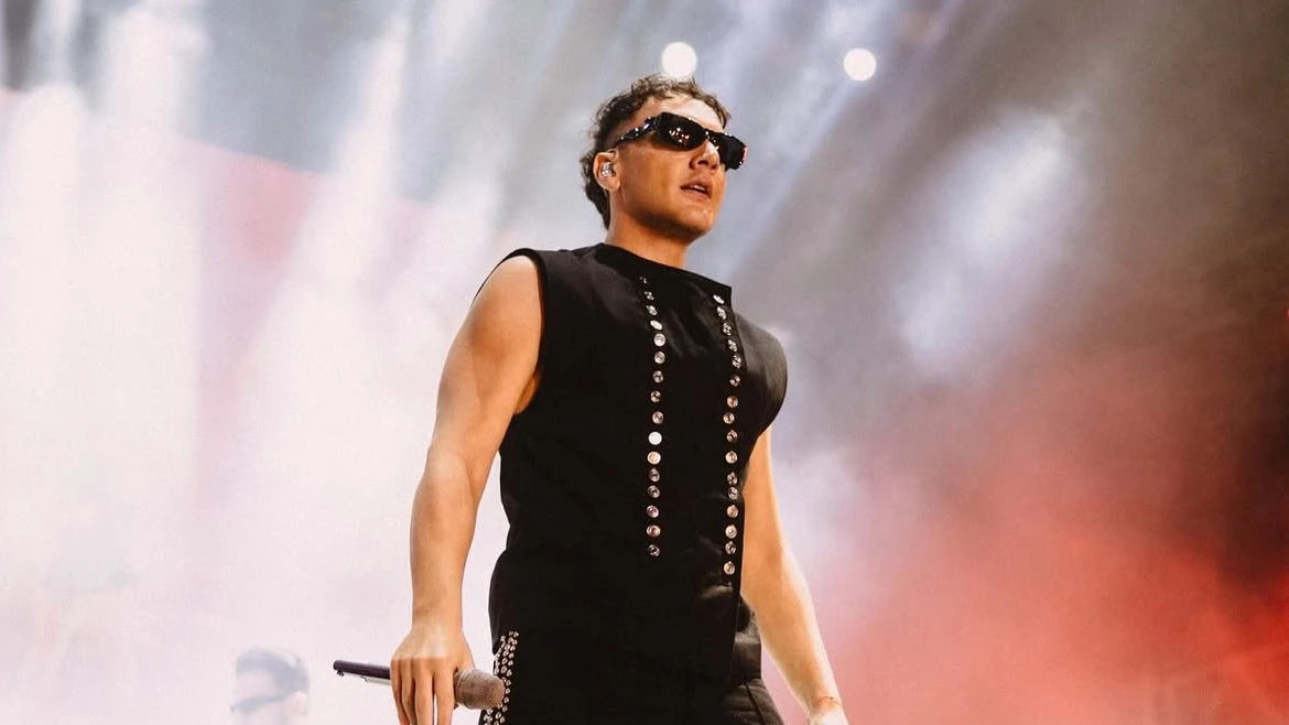 Edis Berlin’i Sallamaya Geliyor!, © edis / instagram Edis Berlin’i Sallamaya Geliyor!, © edis / instagram