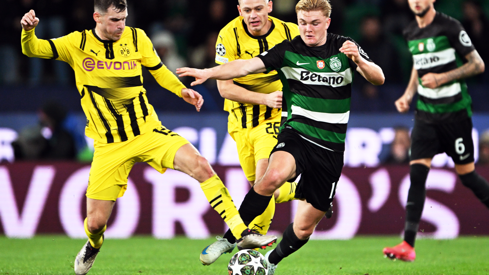 BVB Sporting’i Devirdi: Dortmund Şampiyonlar Ligi’nde Avantaj Sağladı, © dpa