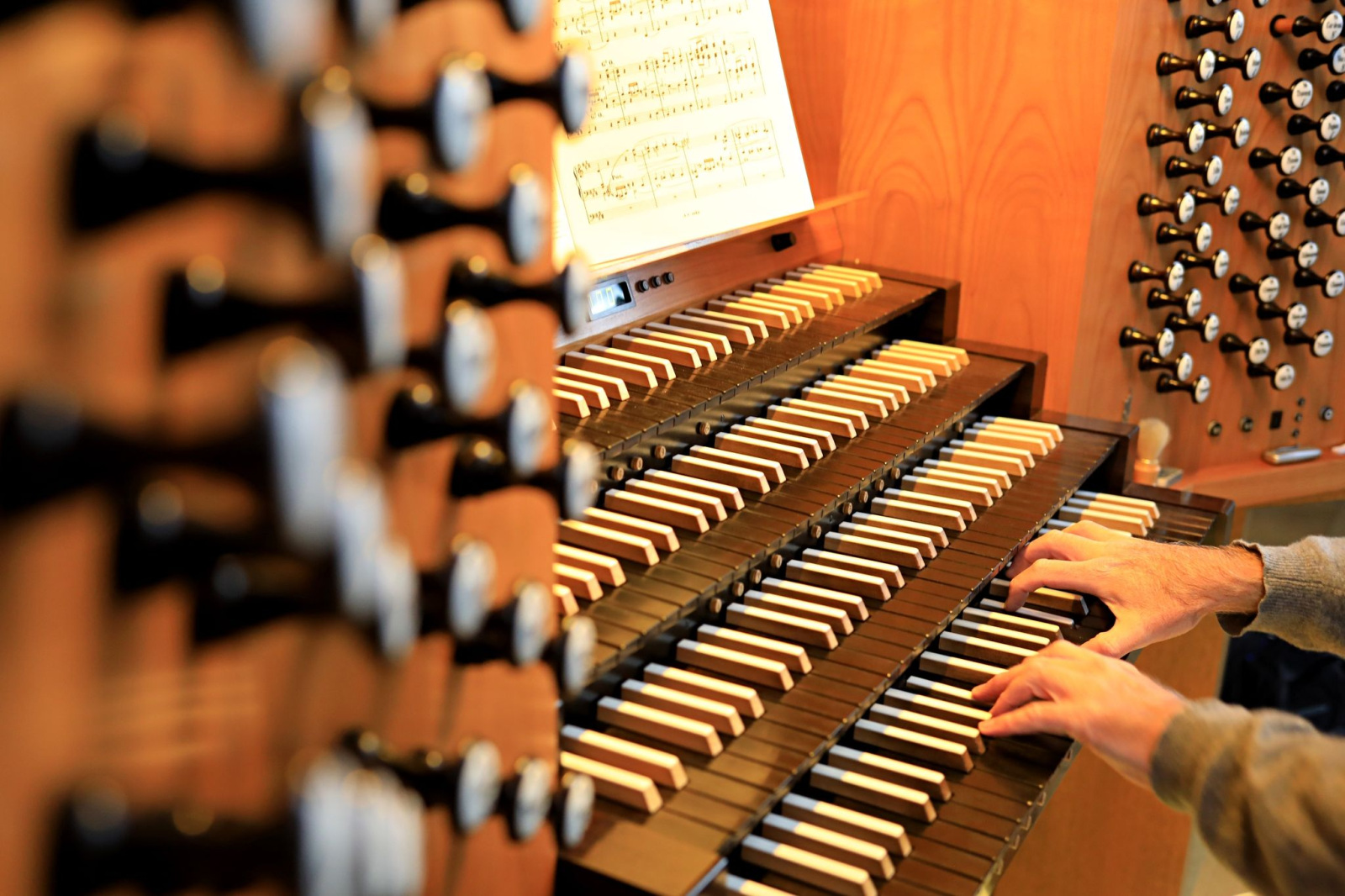 Regelmäßiges Spiel hält die Orgeln in Thüringens Kirchen, Kapellen und Konzerthäusern in einem guten Zustand.