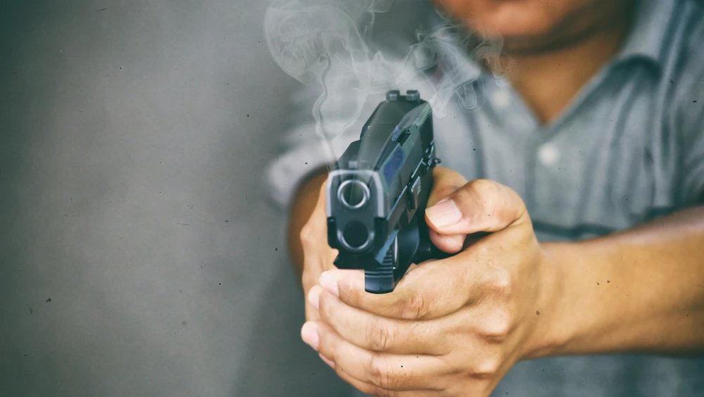 Solingen'de Gece Yarısı Silahlı Saldırı: Hedef Yanlış Kişi mi?, © shutterstock Solingen'de Gece Yarısı Silahlı Saldırı: Hedef Yanlış Kişi mi?, © shutterstock