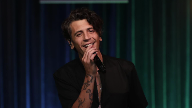 Ersay Üner’den “Bol sürprizli bir albüm” geliyor!, © Ersay Üner resmi instagram hesabı