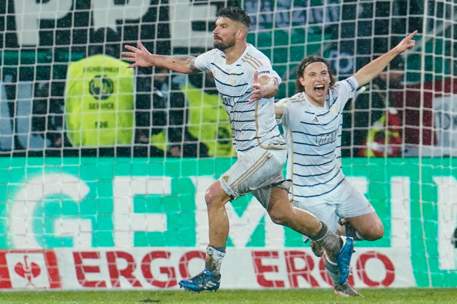 Saarbrücken Almanya Kupası'nda Rakip Tanımıyor! Saarbrücken Almanya Kupası'nda Rakip Tanımıyor!