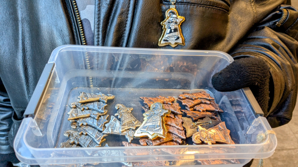 Blaggedde Verkauf Plakette 26, © Radio Basilisk 