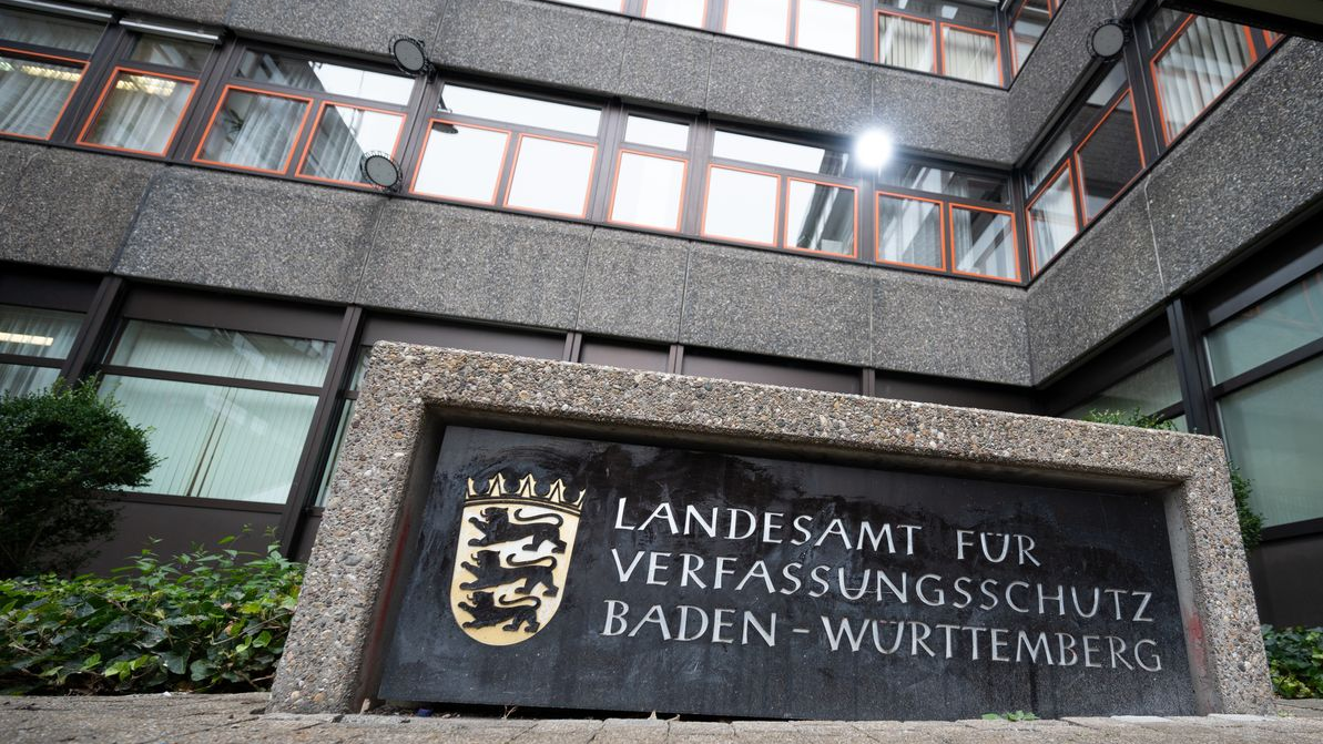 BW’de Anayasayı Koruma Dairesi Güçleniyor: Yeni Yetkiler Gündemde, © Bernd Weißbrod/dpa