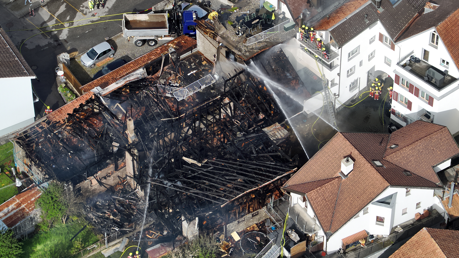 Grosser Sachschaden nach Brand in Domat/Ems, © Kantonspolizei Graubünden