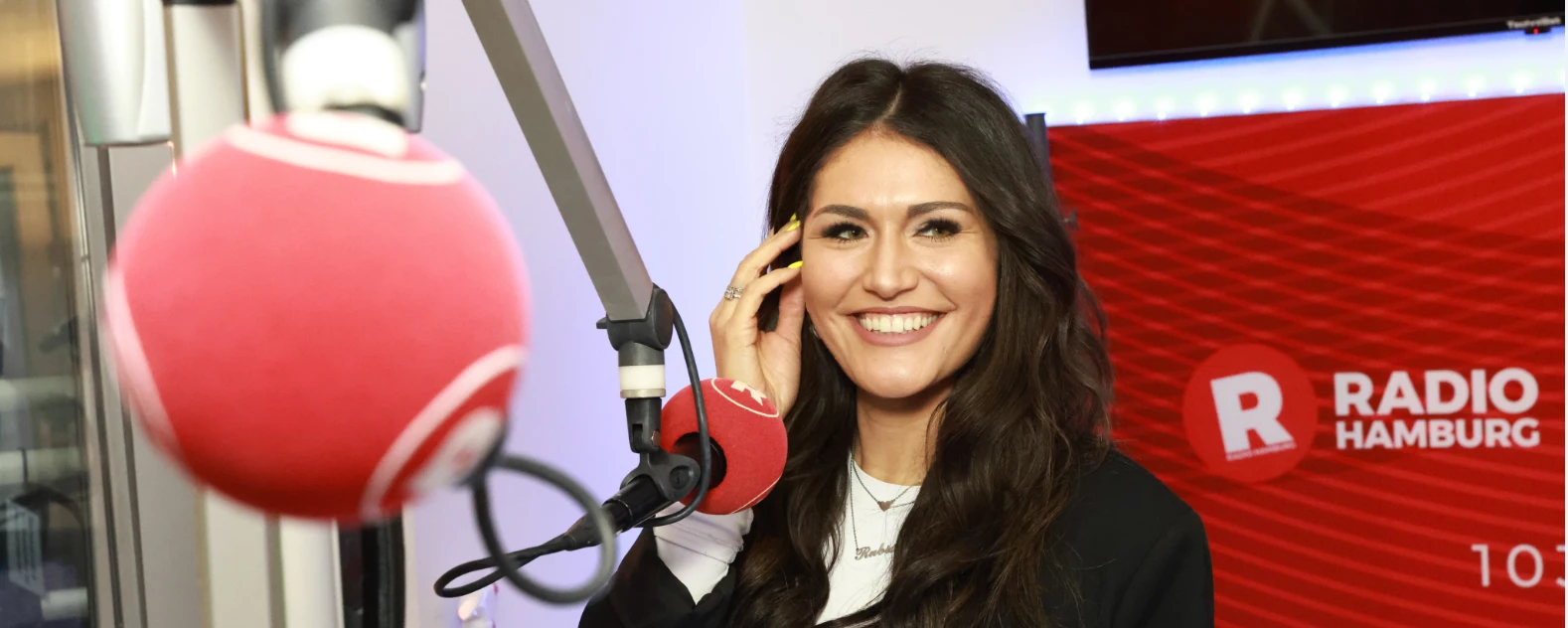 Alicia Alvarez im Radio Hamburg Studio, © Inga Sommer Alicia Alvarez im Radio Hamburg Studio, © Inga Sommer