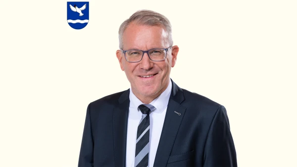 Daniel Oehry Daniel Oehry