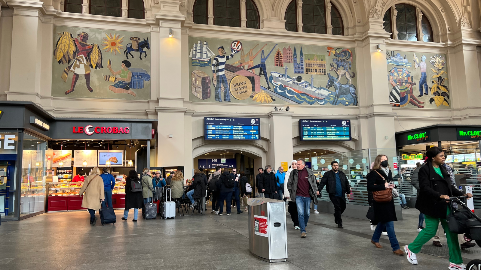 Bremen Hauptbahnhof’ta Silahlı Şahıs Tehdit Savurdu, © shutterstoc