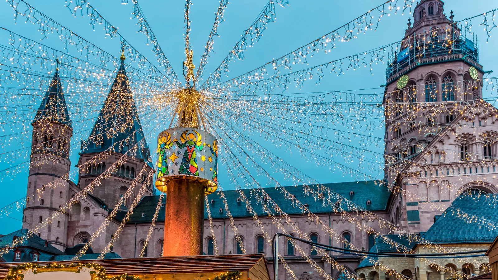 Mainz'de Tarihi Noel Pazarı Bugün Açılıyor, © shutterstock Mainz'de Tarihi Noel Pazarı Bugün Açılıyor, © shutterstock