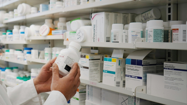 Schnuppern in der Apotheke, © World Sikh Organization of Canada