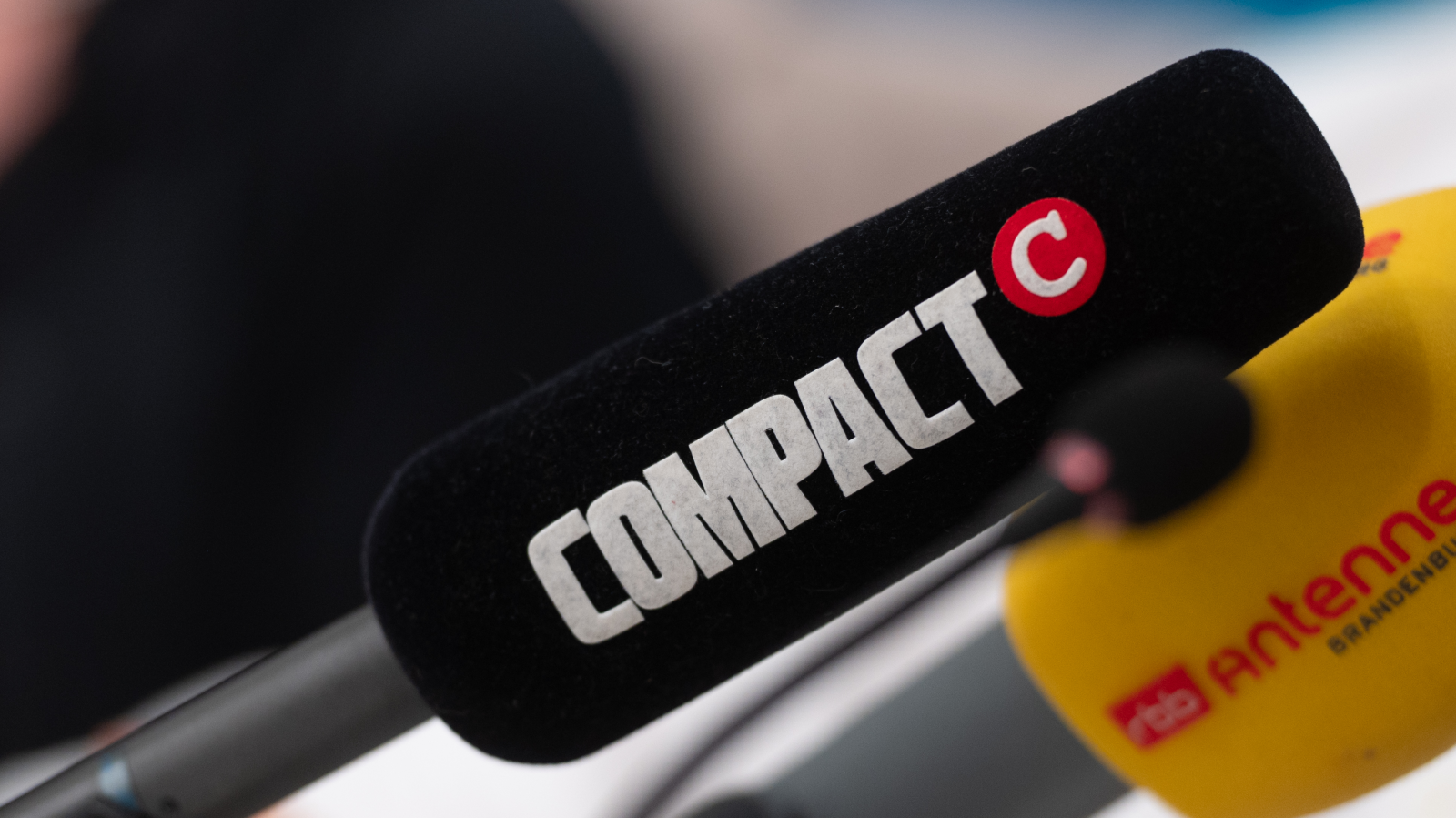 Federal Mahkeme, "Compact" Dergisi Yasağını Kaldırdı!, © Christophe Gateau/dpa